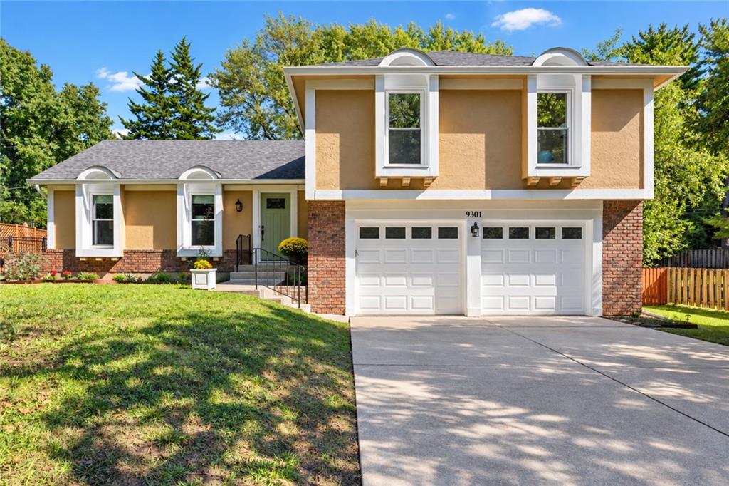Listing Photo MLS #HMS2643771