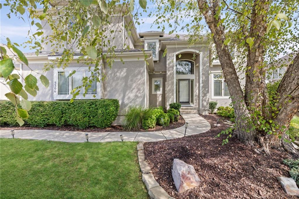 Listing Photo MLS #HMS2643852
