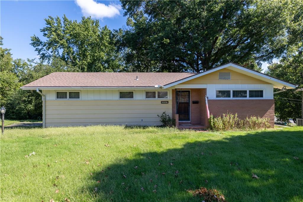 Listing Photo MLS #HMS2643904