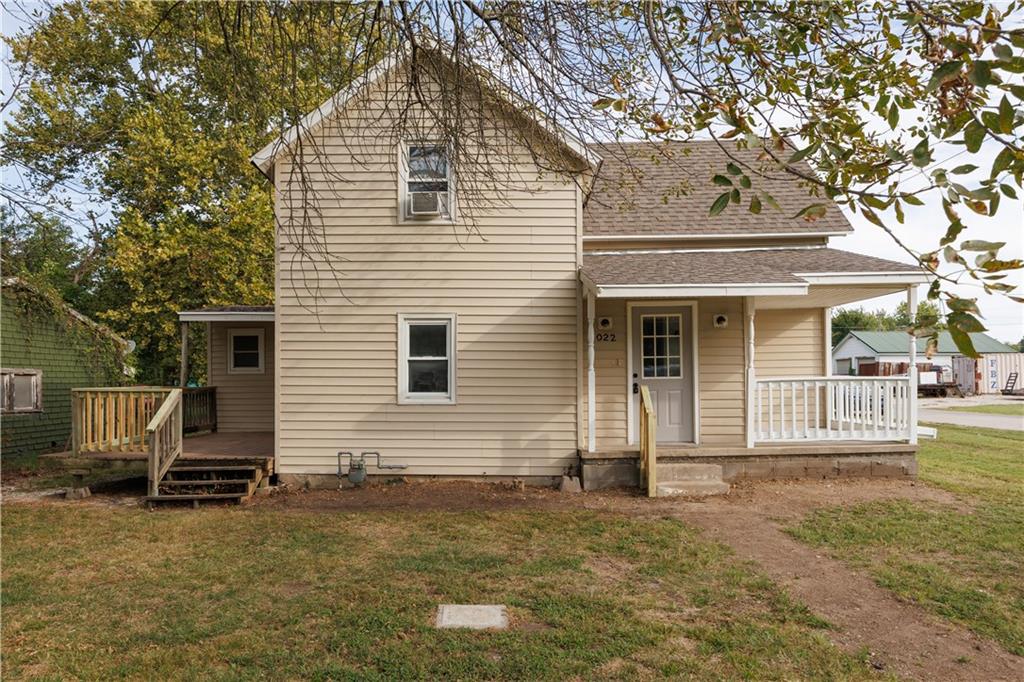 Listing Photo MLS #HMS2643927