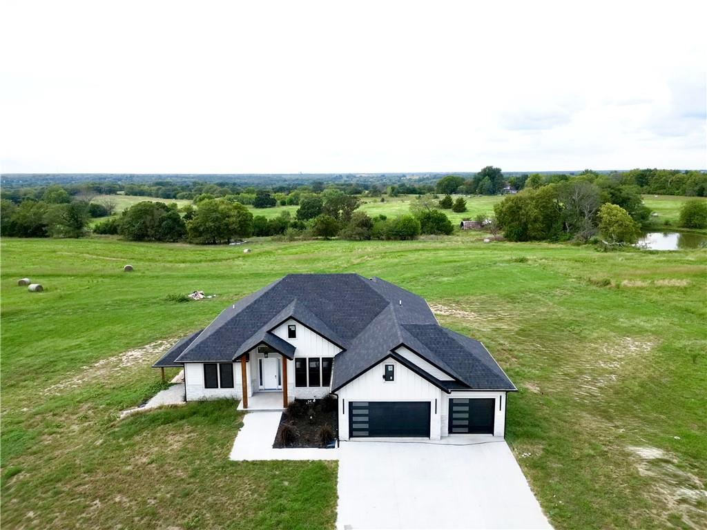 Listing Photo MLS #HMS2643936