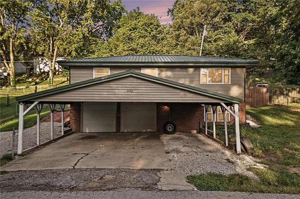 Listing Photo MLS #HMS2644000