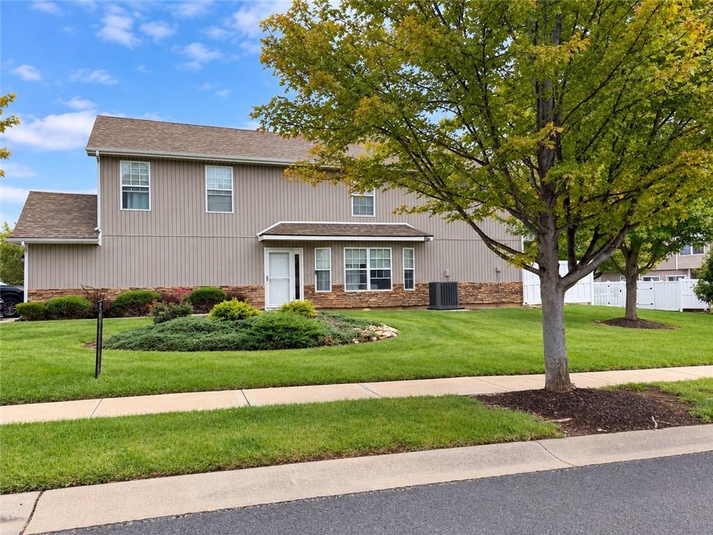 Listing Photo MLS #HMS2644054