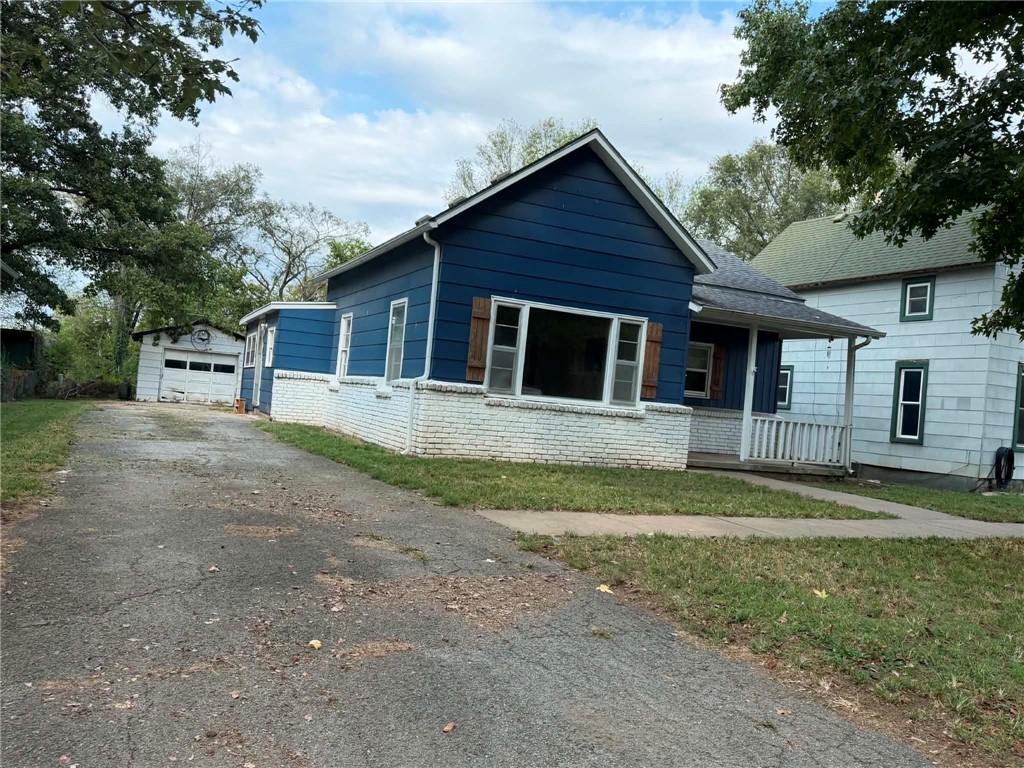 Listing Photo MLS #HMS2644093