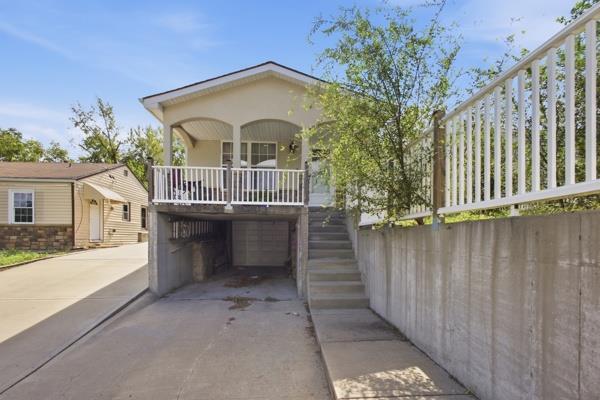 Listing Photo MLS #HMS2644308