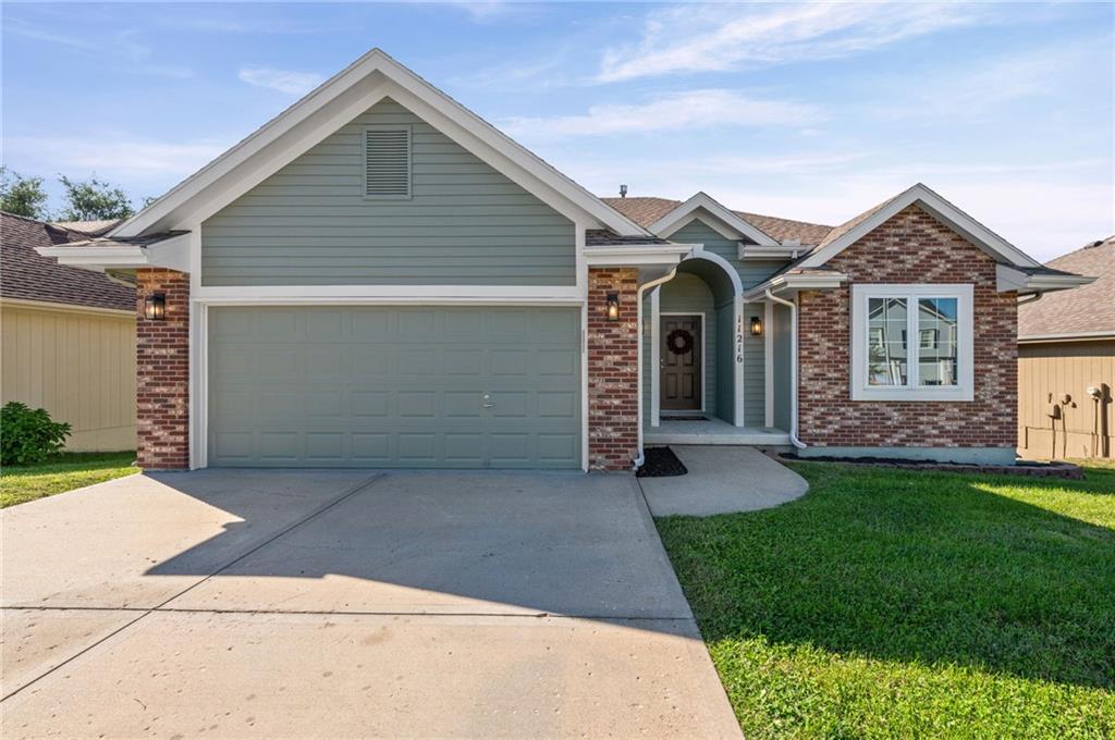 Listing Photo MLS #HMS2644312