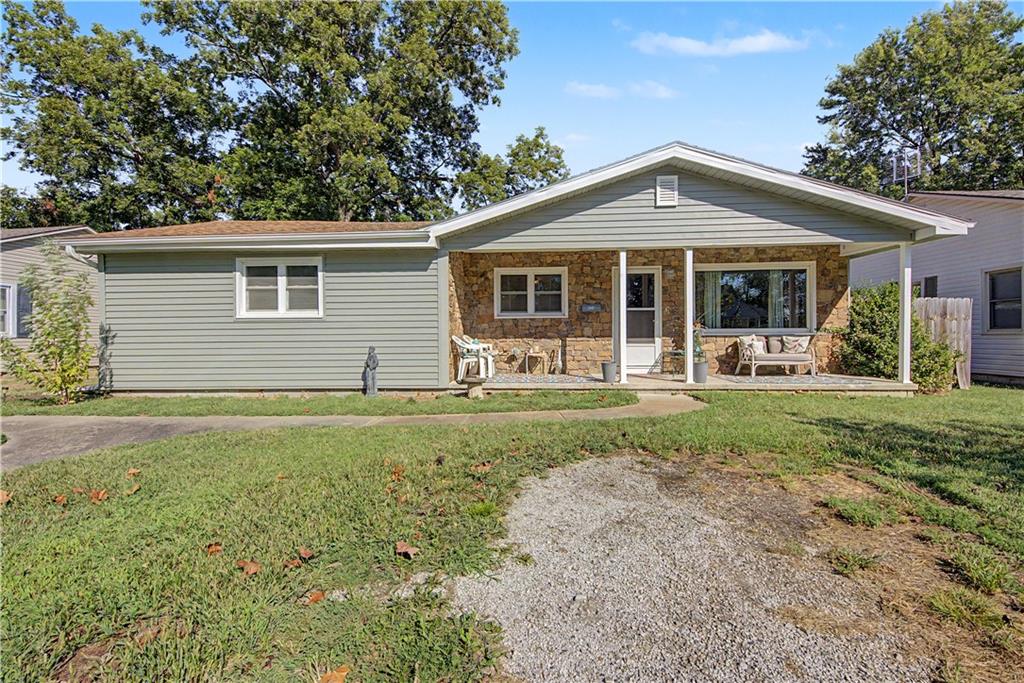 Listing Photo MLS #HMS2644316
