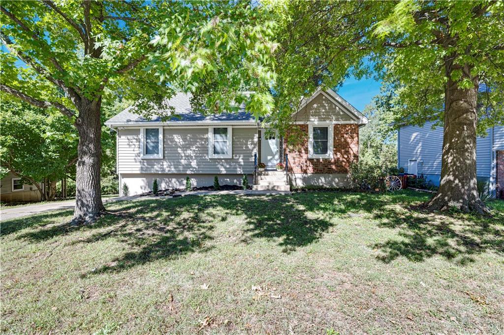 Listing Photo MLS #HMS2644368