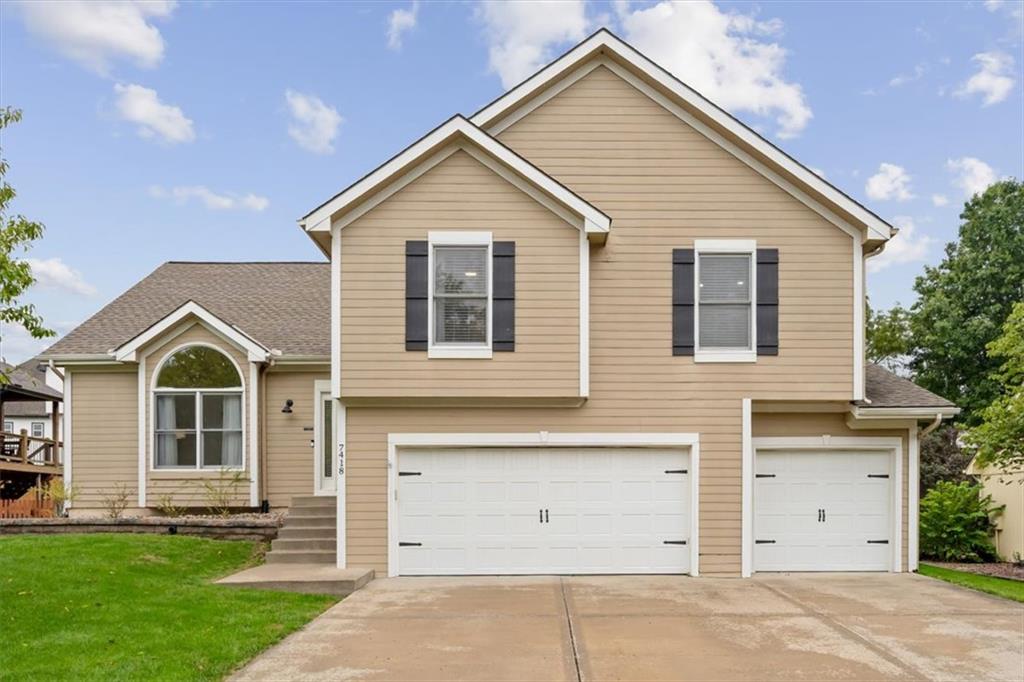 Listing Photo MLS #HMS2644390