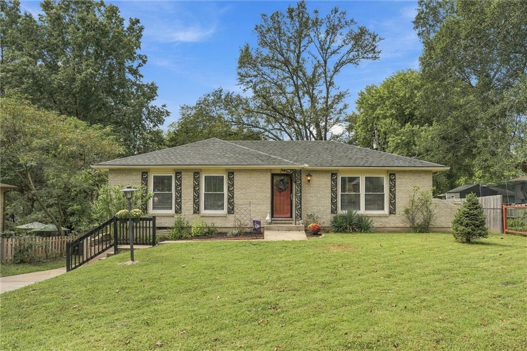 Listing Photo MLS #HMS2644391