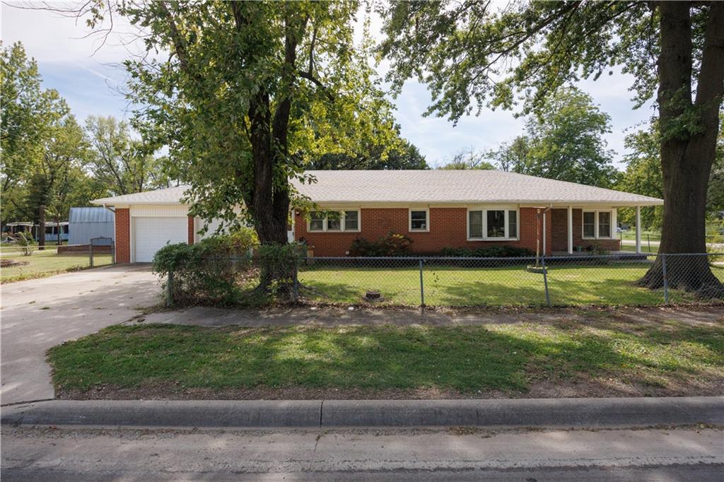 Listing Photo MLS #HMS2644405