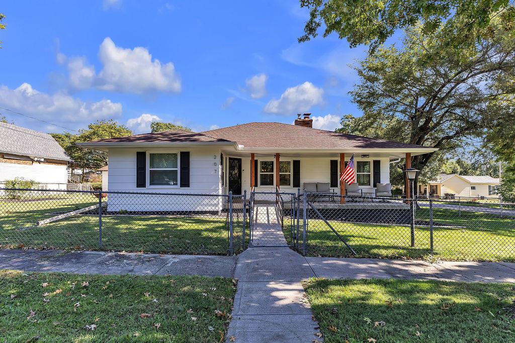 Listing Photo MLS #HMS2644412