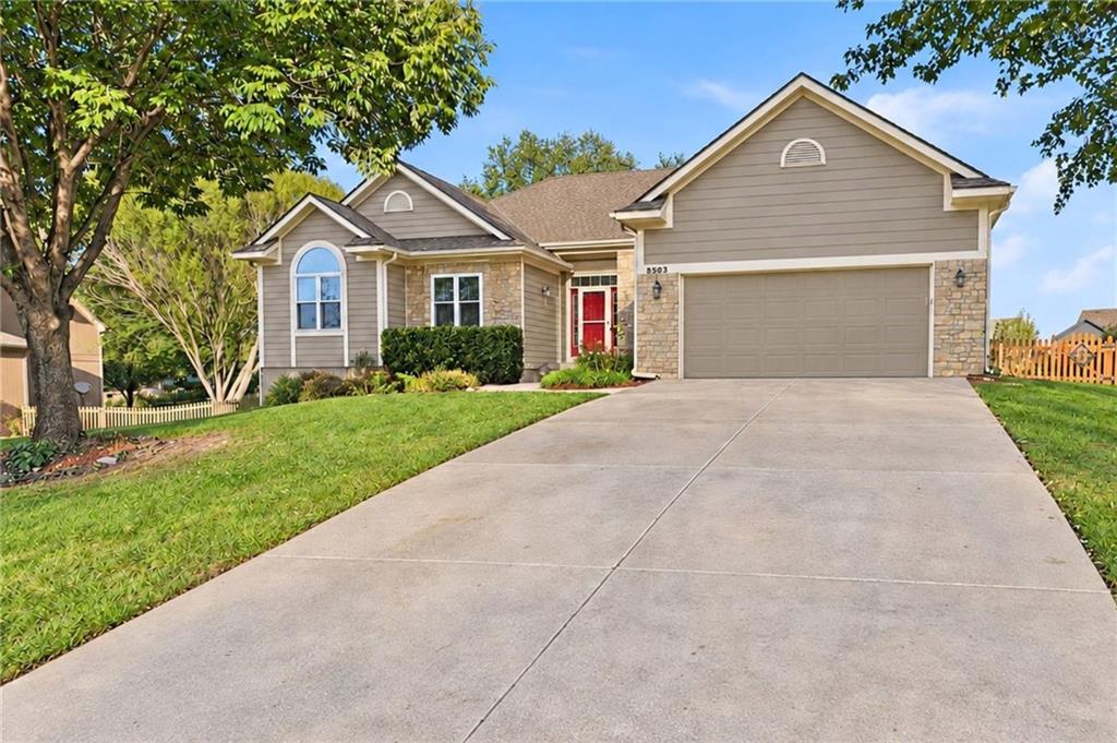Listing Photo MLS #HMS2644419