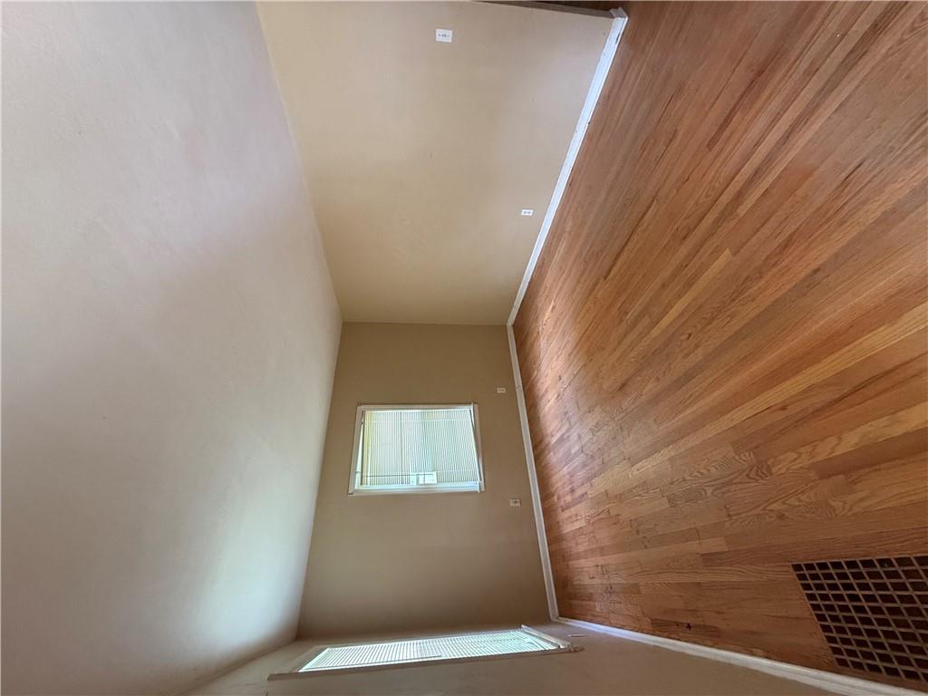 Listing Photo MLS #HMS2644429