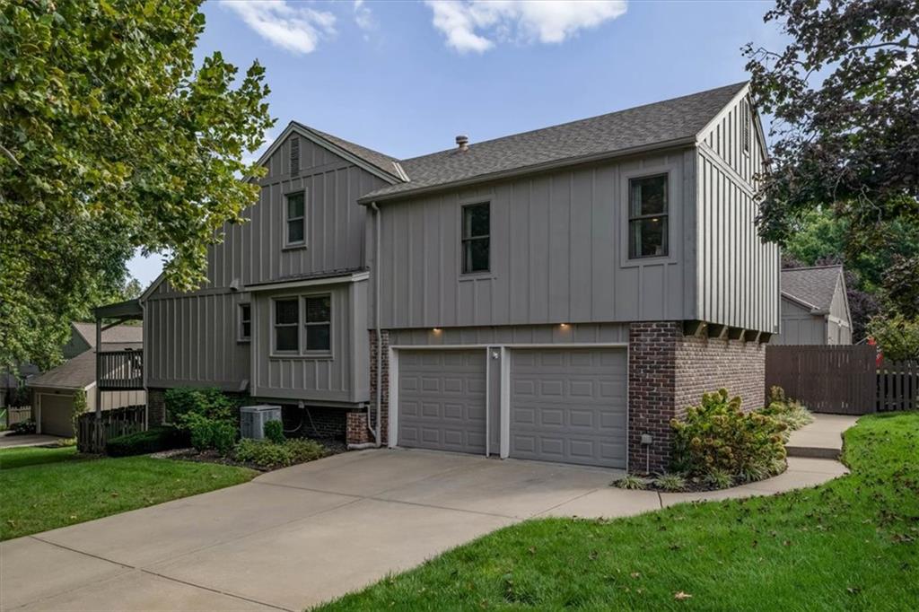 Listing Photo MLS #HMS2644466
