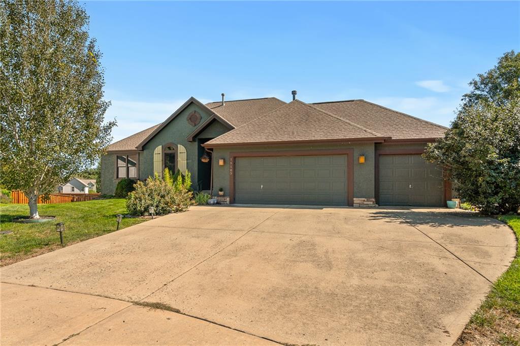 Listing Photo MLS #HMS2644470