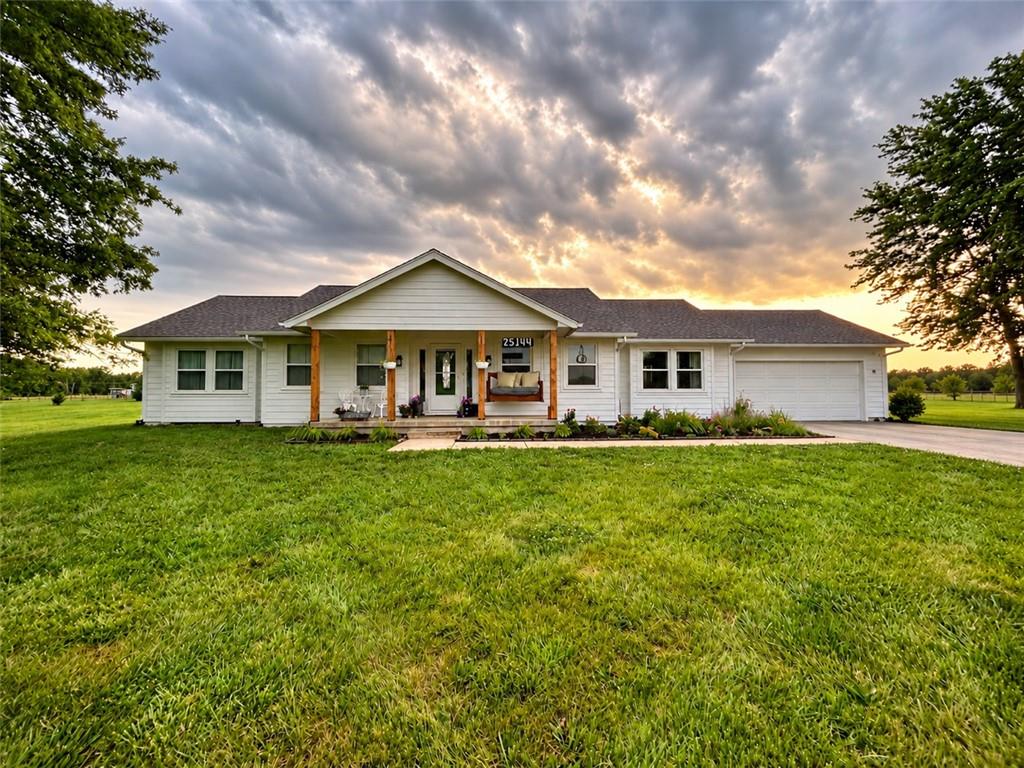 Listing Photo MLS #HMS2644582