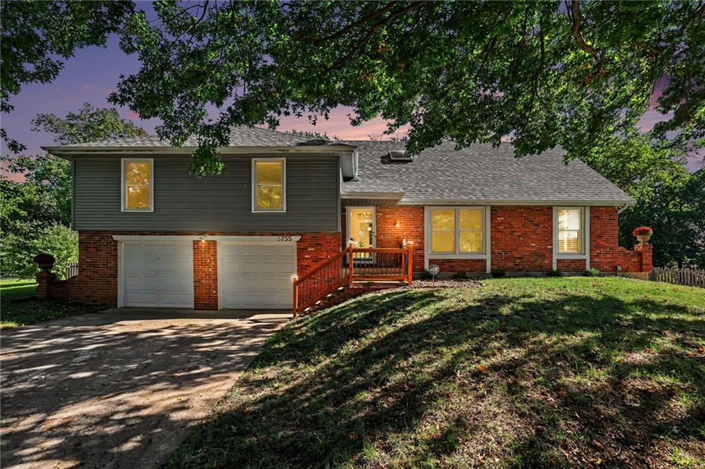 Listing Photo MLS #HMS2644588