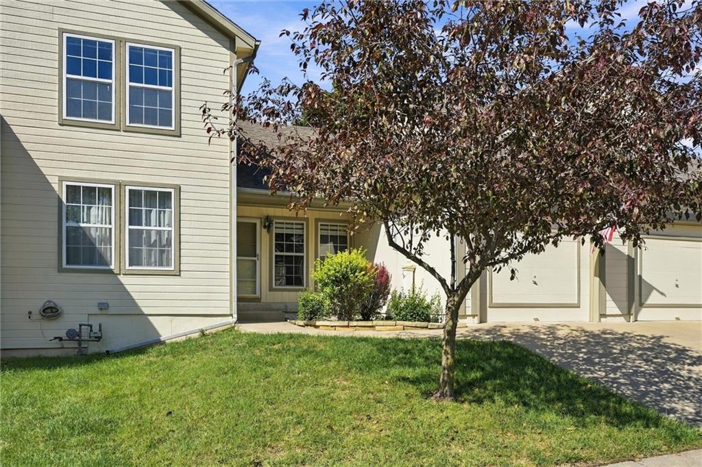 Listing Photo MLS #HMS2644614