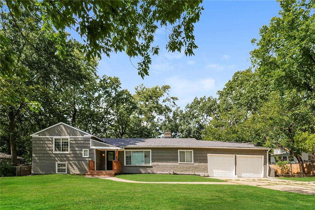 Listing Photo MLS #HMS2644634