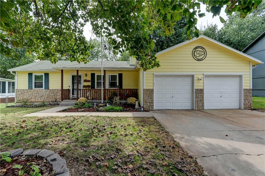 Listing Photo MLS #HMS2644767