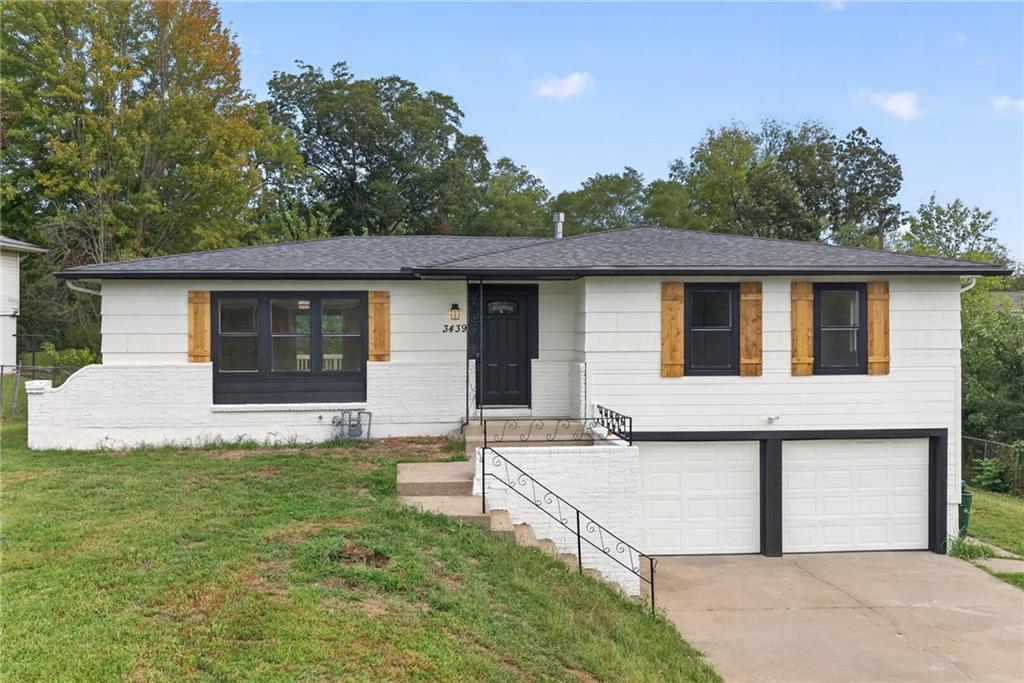 Listing Photo MLS #HMS2644806