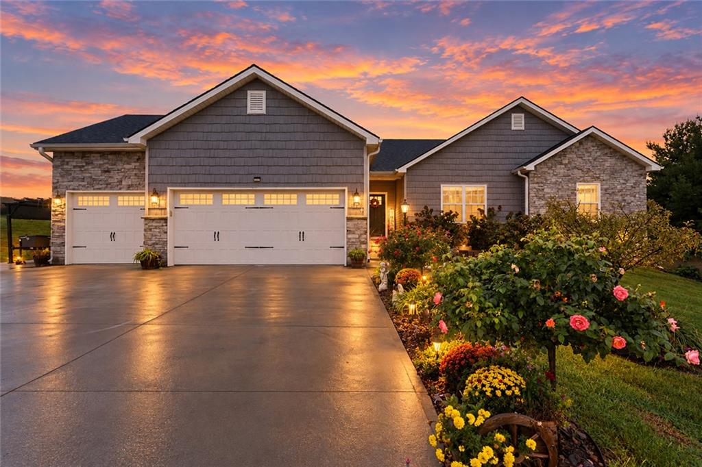 Listing Photo MLS #HMS2644868