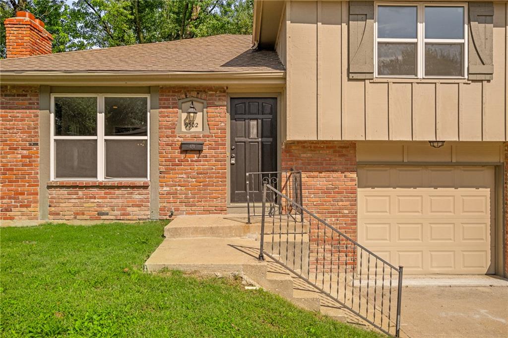 Listing Photo MLS #HMS2644941