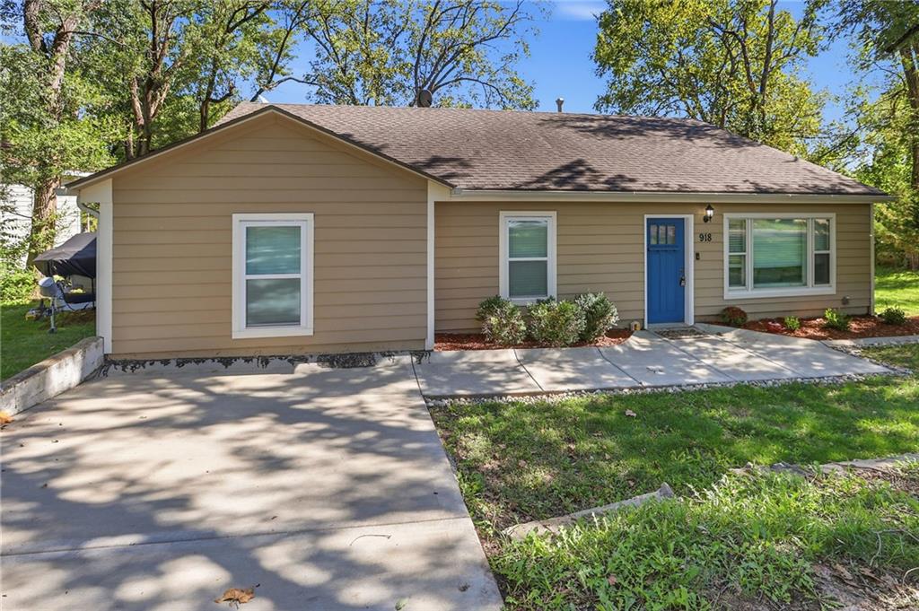Listing Photo MLS #HMS2644991