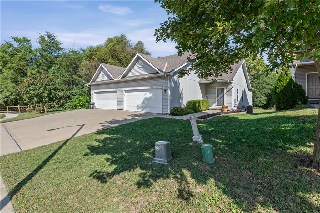 Listing Photo MLS #HMS2645050