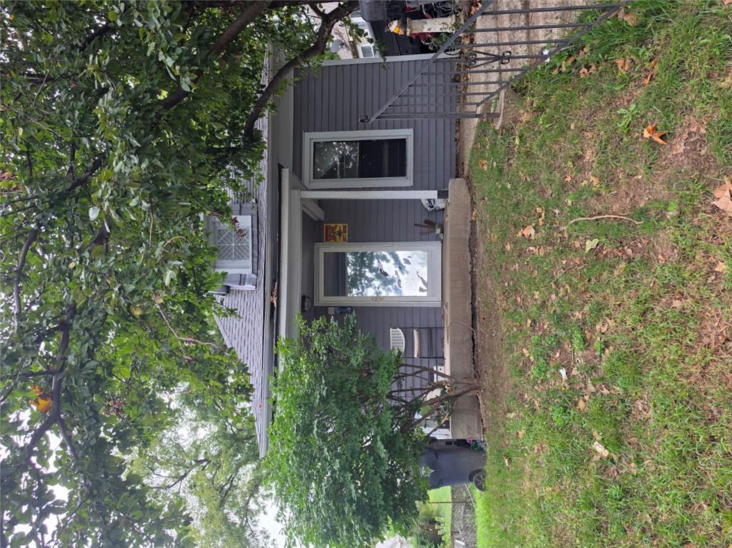 Listing Photo MLS #HMS2645058