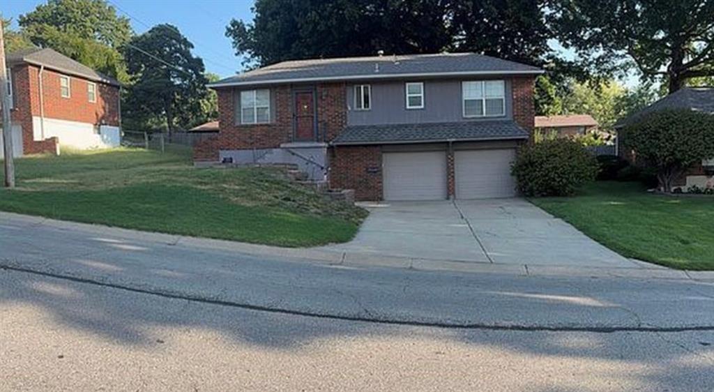 Listing Photo MLS #HMS2645100