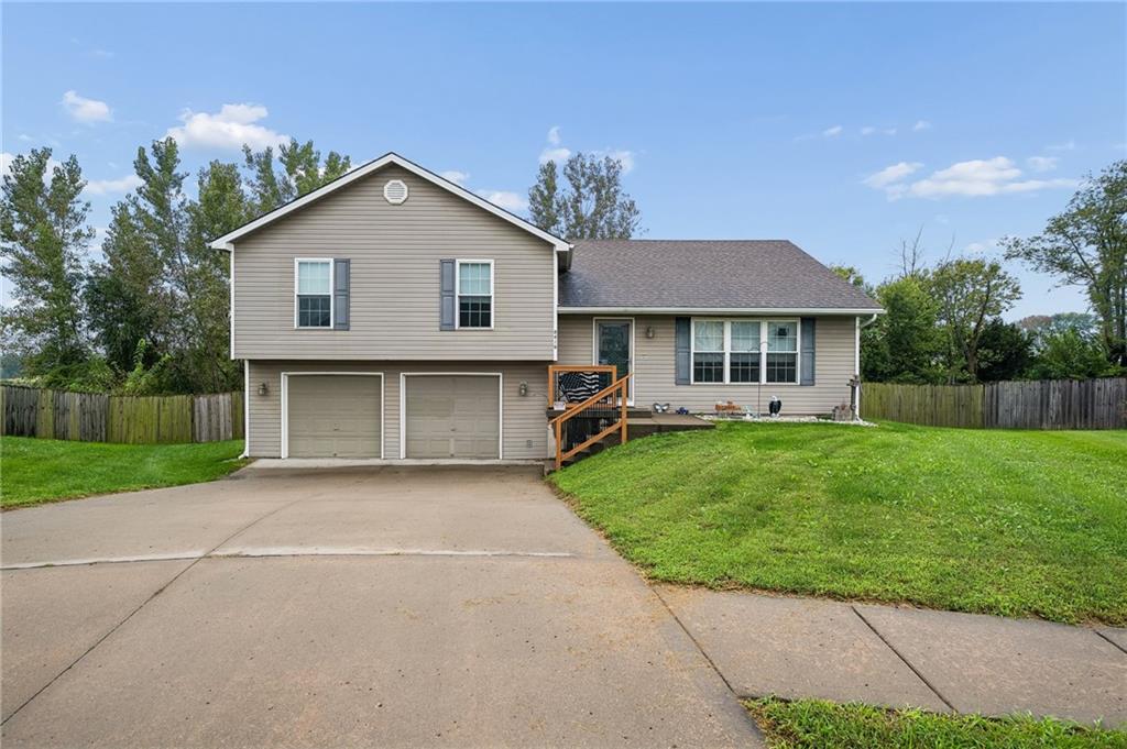 Listing Photo MLS #HMS2645105