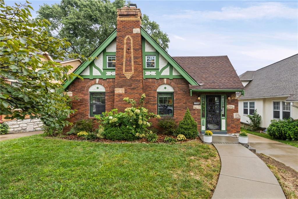 Listing Photo MLS #HMS2645193