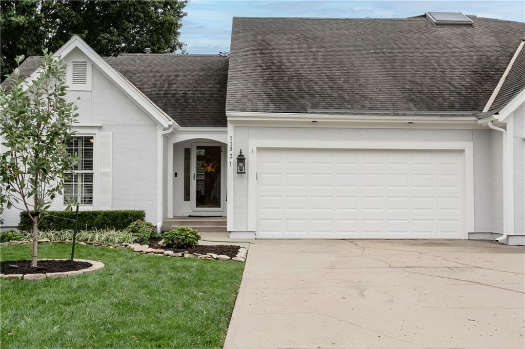 Listing Photo MLS #HMS2645254