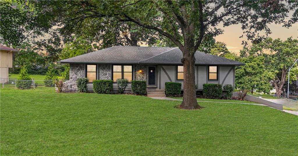 Listing Photo MLS #HMS2645277