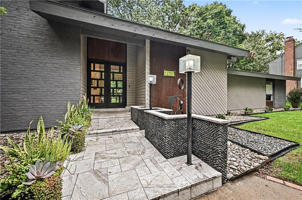 Listing Photo MLS #HMS2645291
