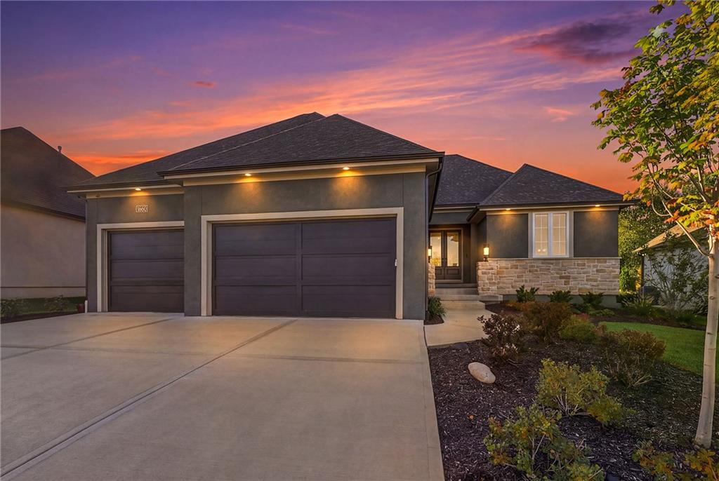 Listing Photo MLS #HMS2645353