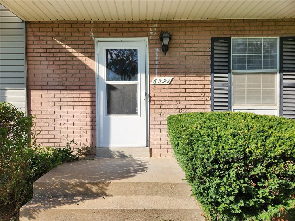 Listing Photo MLS #HMS2645387