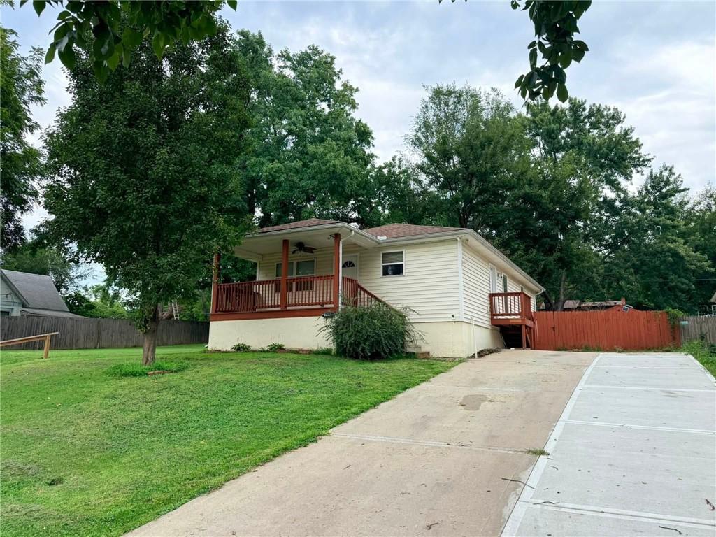 Listing Photo MLS #HMS2645512