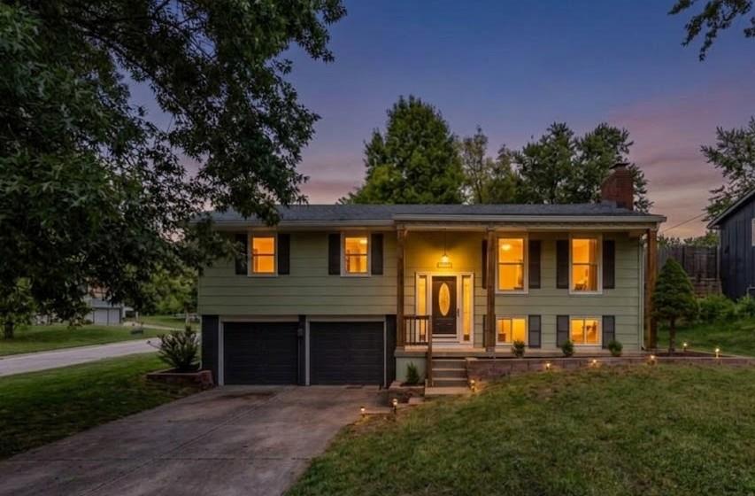 Listing Photo MLS #HMS2645547