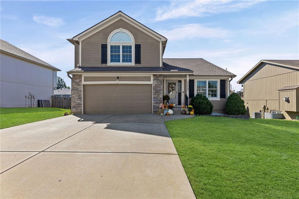 Listing Photo MLS #HMS2645586