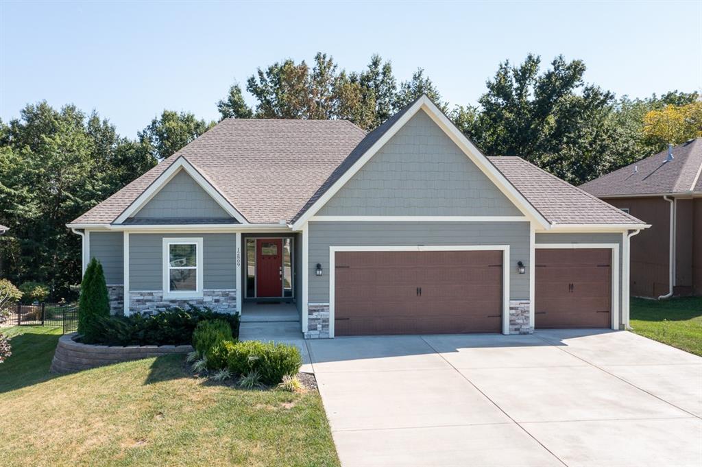 Listing Photo MLS #HMS2645645