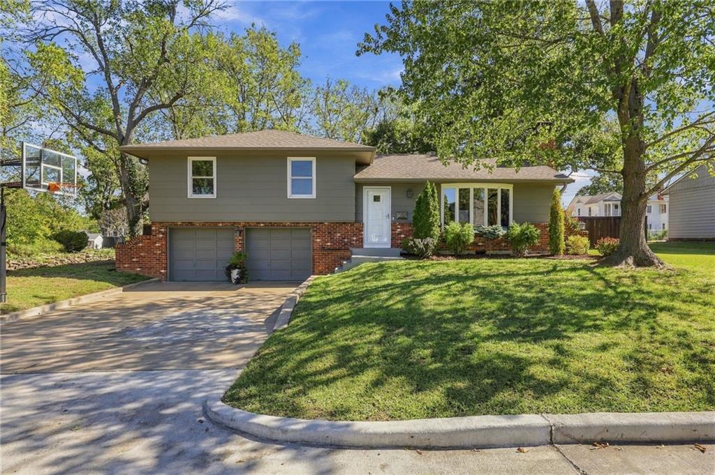 Listing Photo MLS #HMS2645723