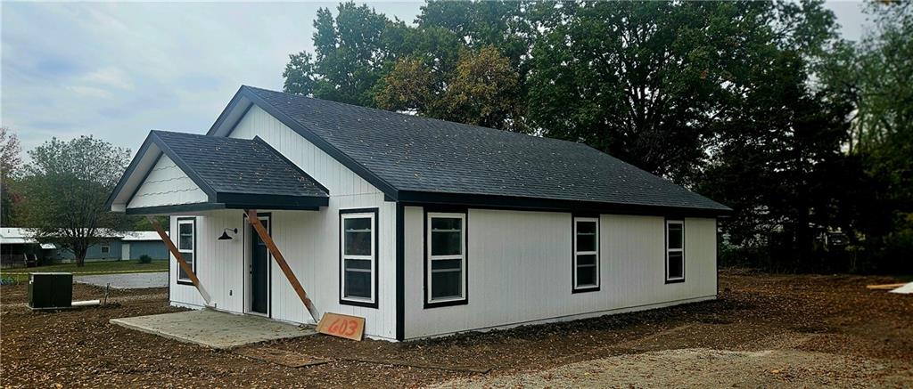 Listing Photo MLS #HMS2645756