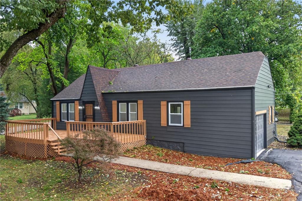 Listing Photo MLS #HMS2645842