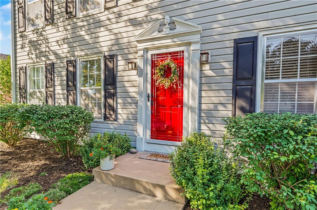 Listing Photo MLS #HMS2645901