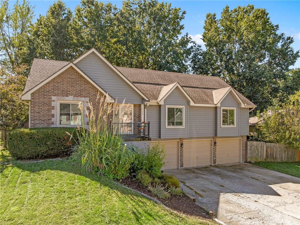 Listing Photo MLS #HMS2645907