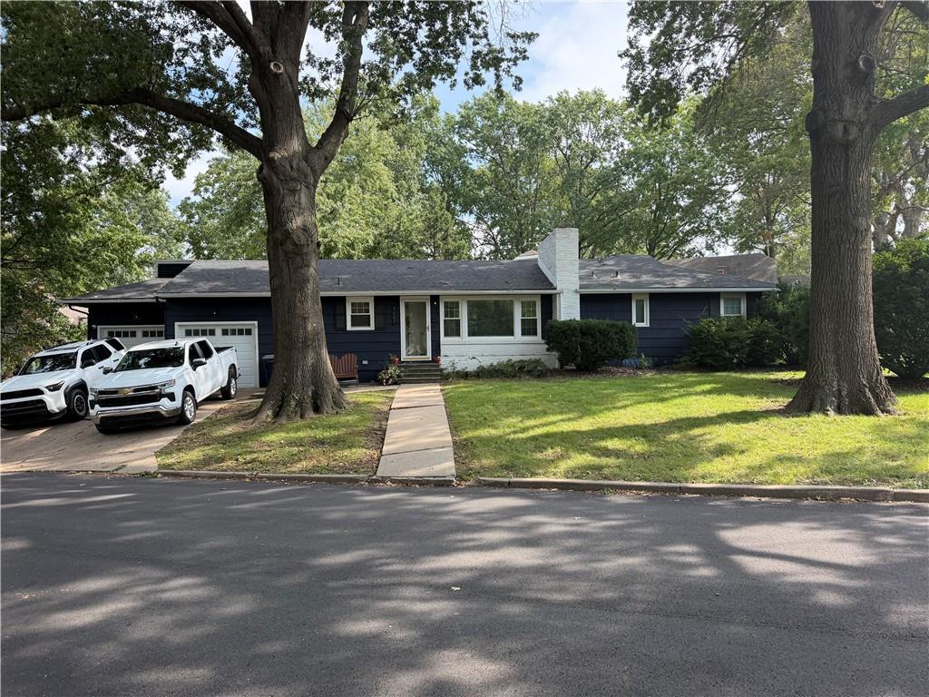 Listing Photo MLS #HMS2645923