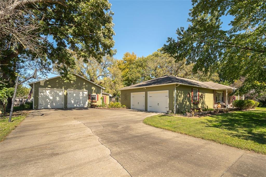 Listing Photo MLS #HMS2645948